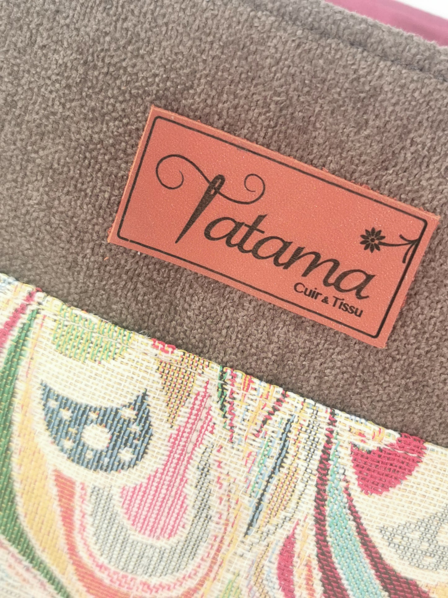 Le Tatama - Iris
